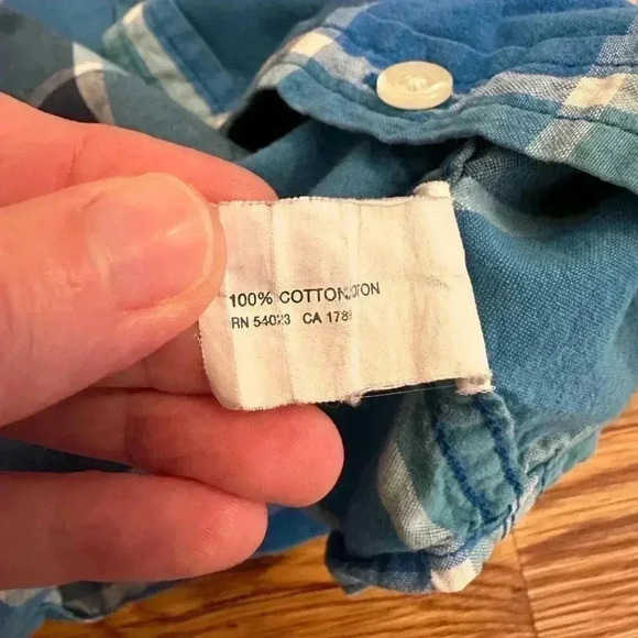 BabyGap Plaid Button Down Shirt sizw 18-24 months - Picture 5 of 5